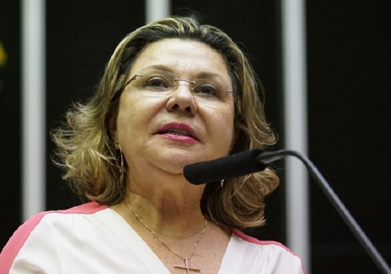 Tereza Nelma é eleita presidente da Frente Parlamentar das Pessoas com Deficiência