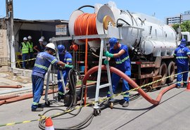 BRK espera tirar 100 toneladas de resíduos de esgotamento na Jatiúca