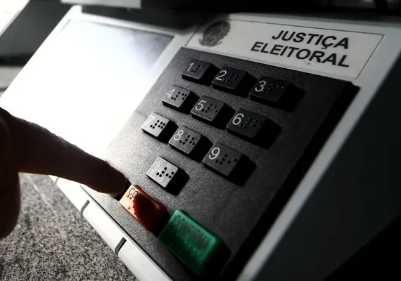 Dois secretários deixam governo para disputar eleição