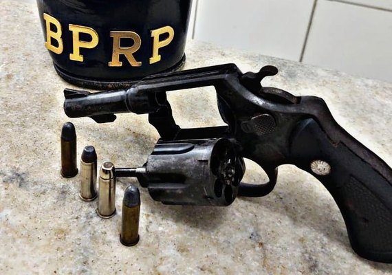 PM apreende armas e entorpecentes em quatro municípios alagoanos