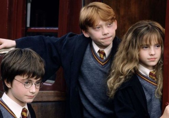 Versão em áudio dos livros de Harry Potter narrada por famosos será transmitida gratuitamente