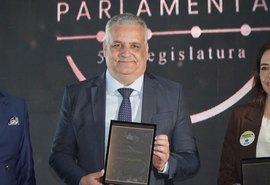 Alfredo Gaspar é premiado novamente como destaque de Alagoas