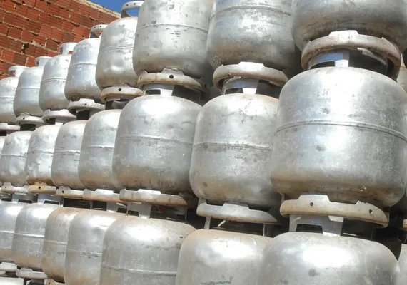 Caixa inicia novo modelo de auxílio para recarga de gás em dez capitais