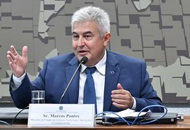 Frente Parlamentar de Ciência e Tecnologia debate cortes no orçamento