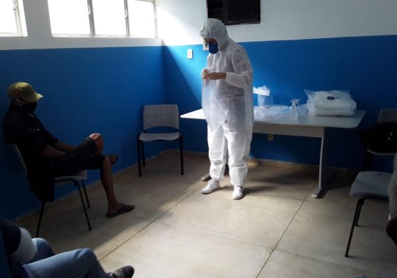 Olho D’Água Grande promove treinamento e entrega de EPIs para coveiros