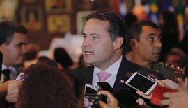Renan Filho defende retomada do crescimento econômico
