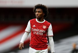 Atacante brasileiro do Arsenal é alvo de racismo em redes sociais