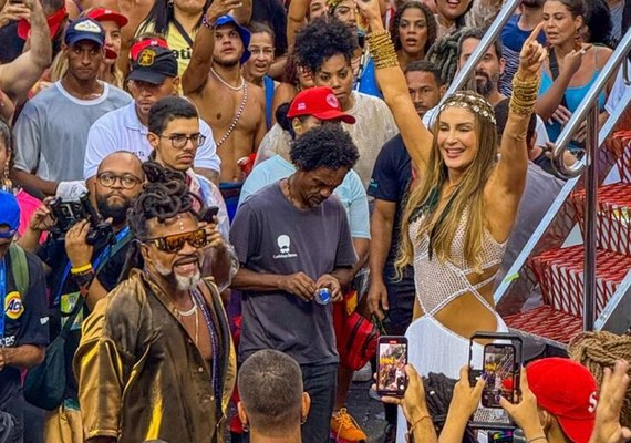VÍDEO: Claudia Leitte é vaiada na abertura do Carnaval de Salvador; veja vídeo