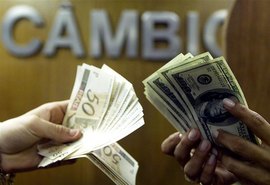 Após dois dias de queda, Dólar volta a subir e é vendido a R$ 5,60