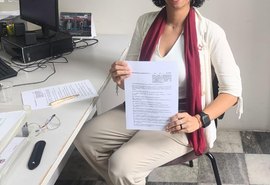 Elida Miranda propõe transparência na remuneração de homens e mulheres em Alagoas