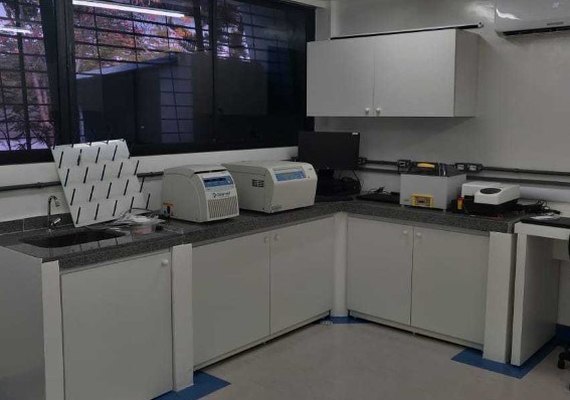 Ufal recebe certificado para realização de testes de Covid-19