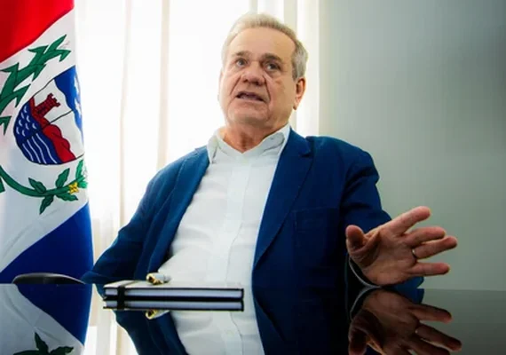 Lessa teve sinal verde dos Calheiros para o Senado antes de aliança com JHC