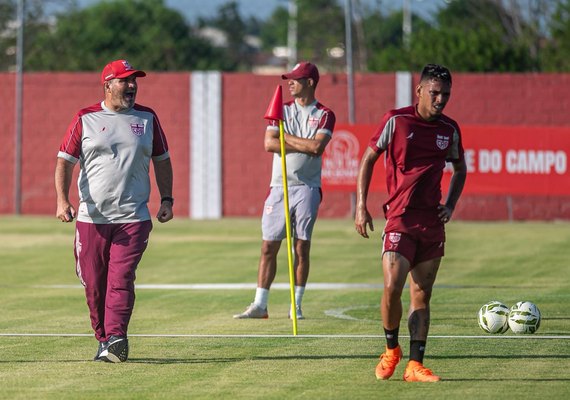 Campeonato Alagoano: CRB e CSE se enfrentam em Maceió neste sábado (10)
