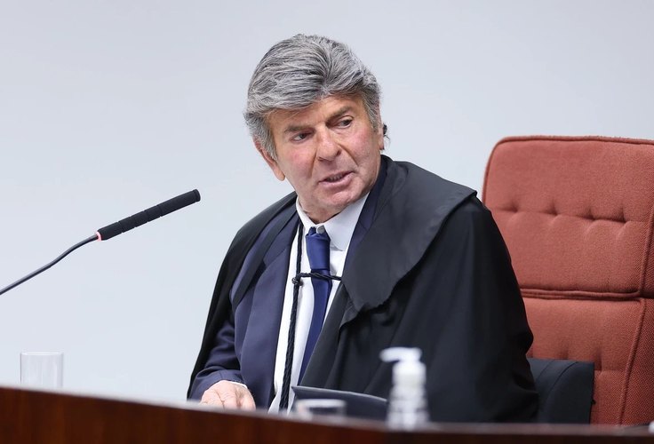 Bolsonarismo sofreu derrota devastadora com voto bombástico de Fux contra Fux