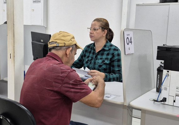 Confira os canais de atendimento presencial e digital para clientes da Casal