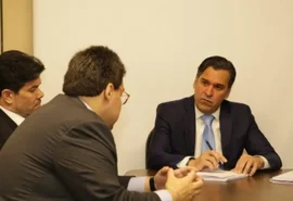 Isnaldo Bulhões começa a superar Arthur Lira em Alagoas e Brasília