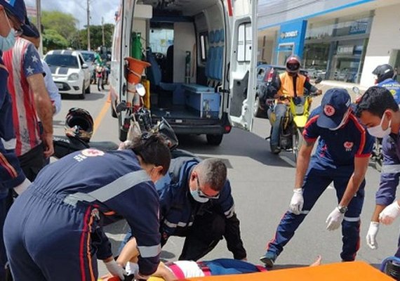 Carro capota e deixa três feridos em Arapiraca