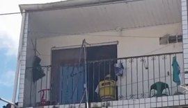 Mulher morre ao sofrer descarga elétrica limpando varanda em Maceió