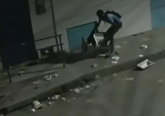 Suspeitos furtam motor de ar-condicionado em loja no Centro de Maceió