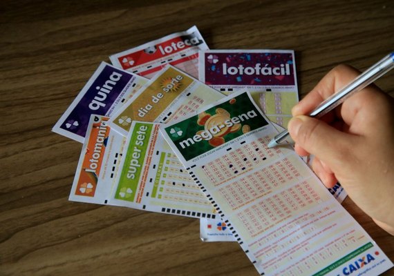 Mega-Sena poderá premiar R$ 3 milhões neste sábado (09)