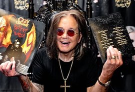 Ozzy Osbourne, cantor do Black Sabbath e pioneiro do heavy metal, morre aos 76 anos