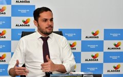Secretário Alexandre Ayres