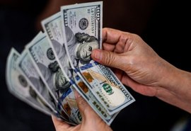 Após discurso de Lula dólar sobe para R$ 5,39 e bolsa cai 3,35%