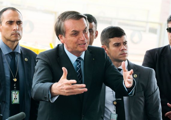 Bolsonaro pede revogação de medida que excluiu atividades de MEI