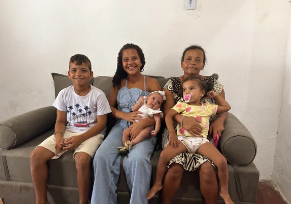 Programa estadual entrega moradia digna para alagoana em situação de rua