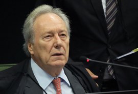 Lewandowski libera acesso de Renan Calheiros a mensagens de Moro