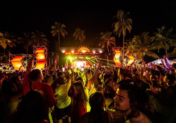 Em parceria inédita, Governo do Estado e Azul realizarão dois voos exclusivos para o Réveillon em Alagoas