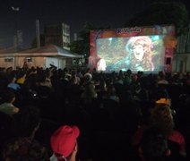 Festival Revoada inicia programação de filmes e música no bairro do Benedito Bentes