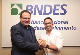 Governador Paulo Dantas vai ao BNDES por projetos de mobilidade e abastecimento