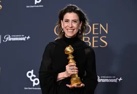 Oscar convida Fernanda Torres para votar no prêmio como membro da Academia