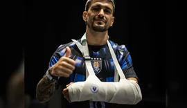 Arrascaeta passa por cirurgia no punho e vira desfalque no Flamengo