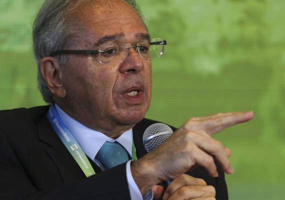Ministro diz que governo está atuando para reduzir impostos e inflação