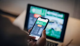 Pesquisa aponta que 29% dos brasileiros apostam em bets online