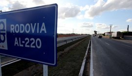 Colisão entre dois veículos deixa um morto e 4 feridos na rodovia AL-220