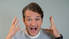 Ator Marcelo Serrado chega a Maceió com seu show de comédia “Terapia”