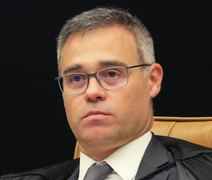 Mendonça determina soltura de ex-procurador do INSS e revoga tornozeleira de ex-ministro de Bolsonaro