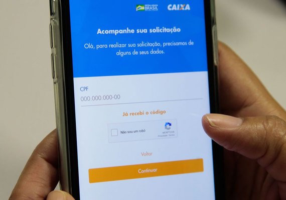 Em dois meses, 107 milhões de pessoas pediram auxílio emergencial