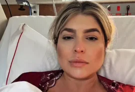 Atriz ex-globo tem parto de emergência e é internada em UTI