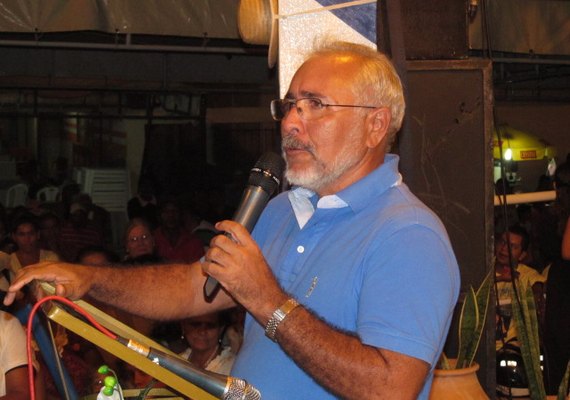 Servidores municipais de Delmiro Gouveia aceitam reajuste de 6,81%