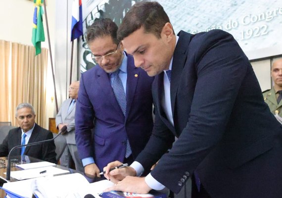 Por unanimidade, Alexandre Ayres é eleito vice-presidente da mesa diretora da ALE