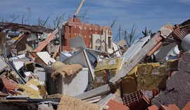 Tornado deixa 39 feridos e destrói cerca de 300 casas no sul da França