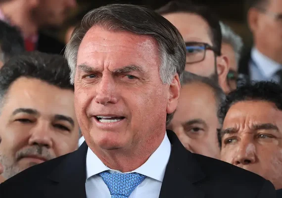 STF inicia julgamento que pode condenar Bolsonaro por tentativa de golpe