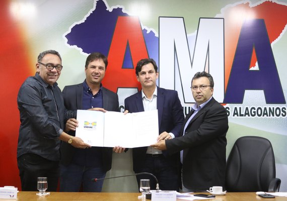 Educadores pedem apoio da AMA em defesa do Fundeb