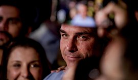 Flávio Bolsonaro recebe apoio da União-Progressistas e defende mudanças