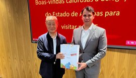 Na China, prefeito Cacau debate expansão de empresa fabricante de cabos em Marechal Deodoro