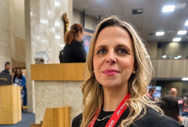 Dra. Ariane Bonucci é homenageada na Câmara Municipal de São Paulo por sua trajetória na saúde auditiva
